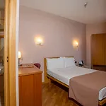 Hotel Siriohotel 3*