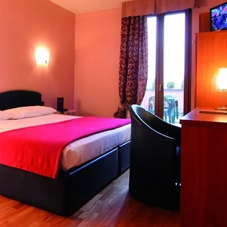 Siriohotel Отель