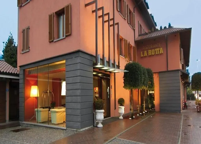 호텔 Siriohotel 3*